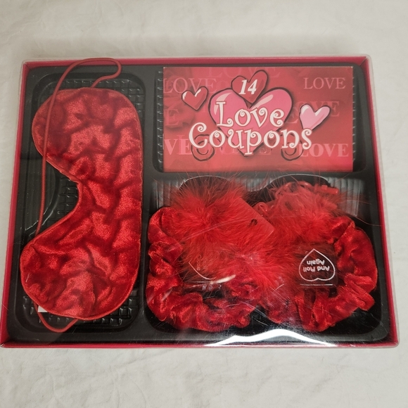 Valentine's Day Gift Set - Picture 1 of 5